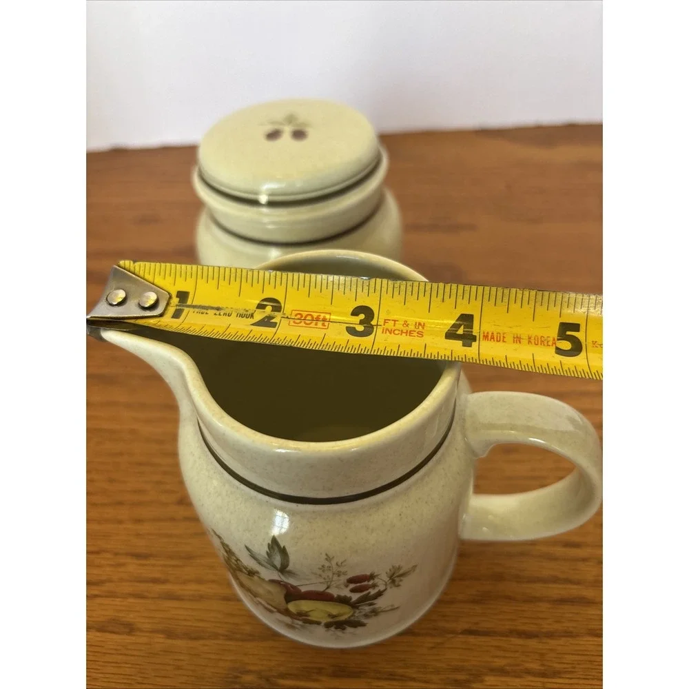 Royal Doulton ENGLAND- CORNWALL LS1015 Lambeth 12 oz 4 1/4